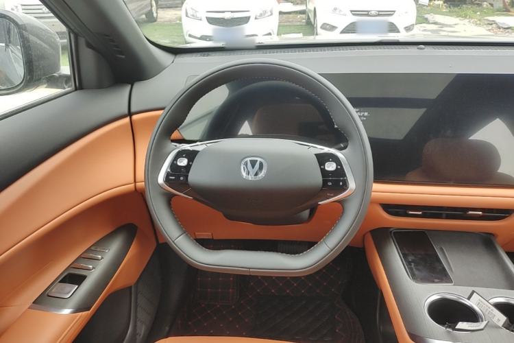 Used CHANGAN CS75 PLUS 2025 Model, 4th Generation 1.5T New Blue Whale Smart Excellence Version Steering Wheel