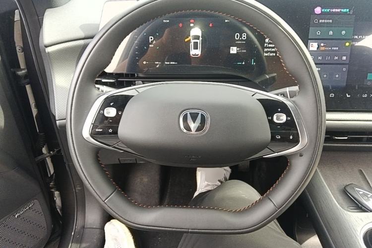 Used CHANGAN CS75 PLUS 2025 4th Generation UItra 2.0T New Blue Whale Smart Intelligent Powertrain Version Steering Wheel