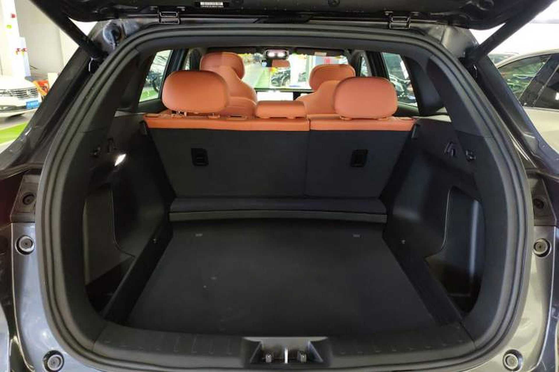 Used CHANGAN CS75 PLUS 2025 4th Generation 1.5T New Blue Whale Smart Luxury Edition Trunk