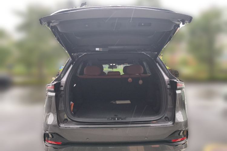 Used CHANGAN CS75 PLUS 2025 4th Generation 1.5T New Blue Whale Smart Luxury Edition Trunk