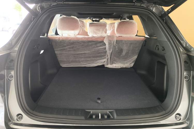 Used CHANGAN CS75 PLUS 2025 4th Generation 1.5T New Blue Whale Smart Luxury Edition Trunk