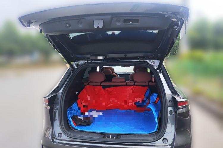 Used CHANGAN CS75 PLUS 2025 4th Generation 1.5T New Blue Whale Smart Flagship Version Trunk