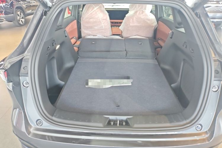 Used CHANGAN CS75 PLUS 2025 4th Generation 1.5T New Blue Whale Smart Flagship Version Trunk