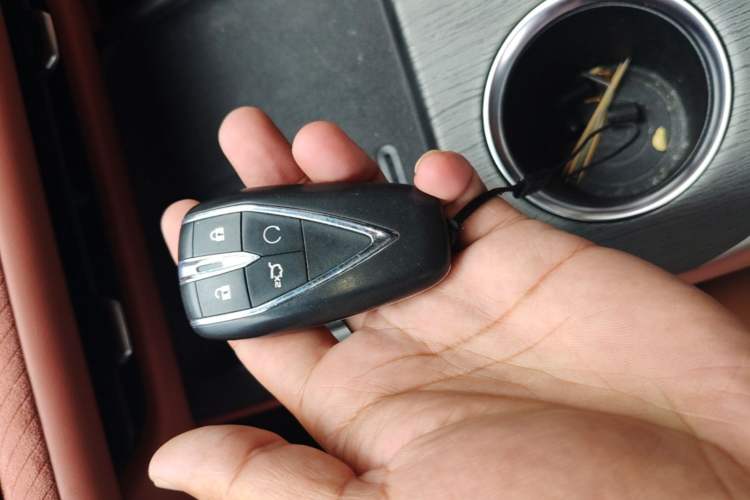 Used CHANGAN CS75 PLUS 2025 4th Generation 1.5T New Blue Whale Smart Luxury Edition Vehicle Key