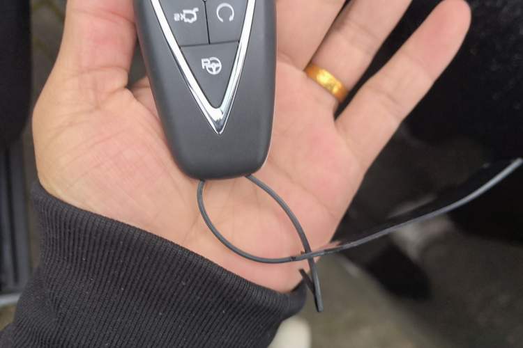 Used CHANGAN CS75 PLUS 2025 4th Generation 1.5T New Blue Whale Smart Flagship Version Vehicle Key