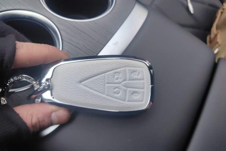 Used CHANGAN CS75 PLUS 2025 4th Generation 1.5T New Blue Whale Smart Luxury Edition Vehicle Key