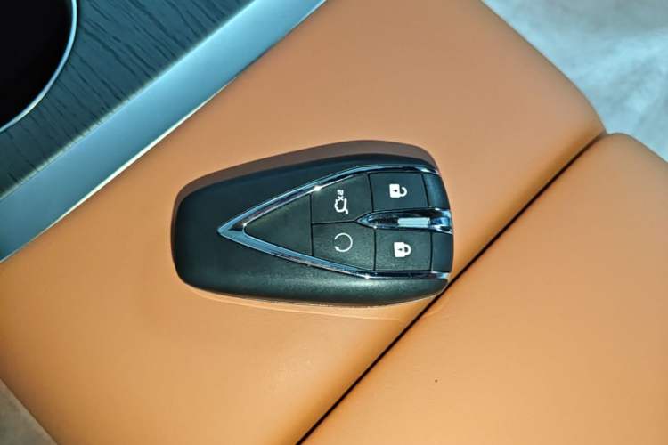 Used CHANGAN CS75 PLUS 2025 4th Generation 1.5T New Blue Whale Smart Luxury Edition Vehicle Key