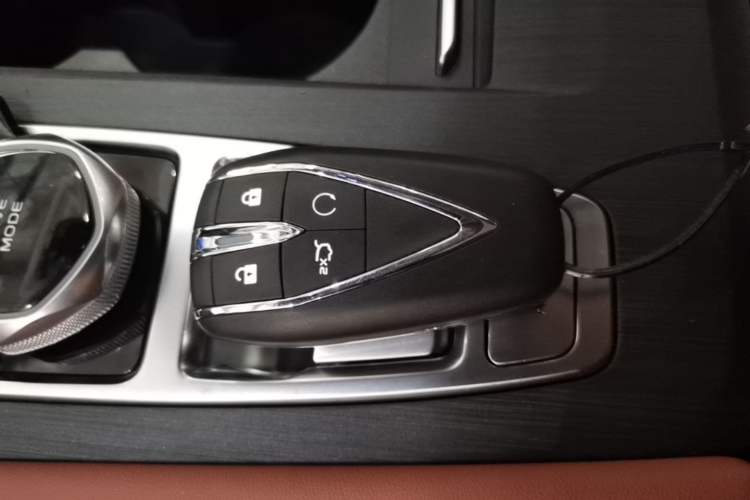 Used CHANGAN CS75 PLUS 2025 Model, 3rd Generation Champion Edition 1.5T Jinghang Version Vehicle Key