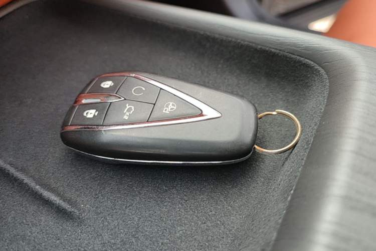 Used CHANGAN CS75 PLUS 2025 4th Generation 1.5T New Blue Whale Smart Flagship Version Vehicle Key