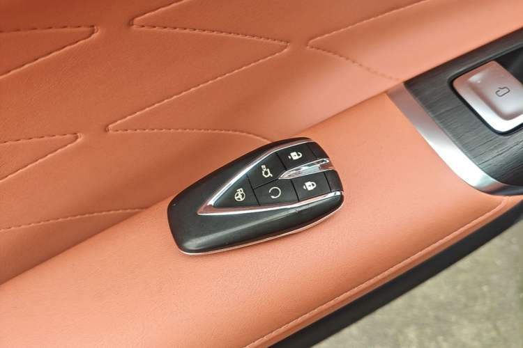 Used CHANGAN CS75 PLUS 2025 4th Generation 1.5T New Blue Whale Smart Flagship Version Vehicle Key