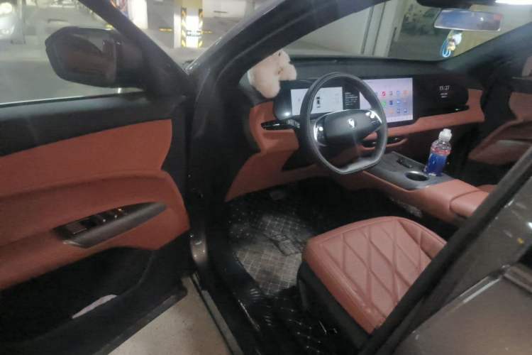Used CHANGAN CS75 PLUS 2025 4th Generation 1.5T New Blue Whale Smart Luxury Edition Driver Seat