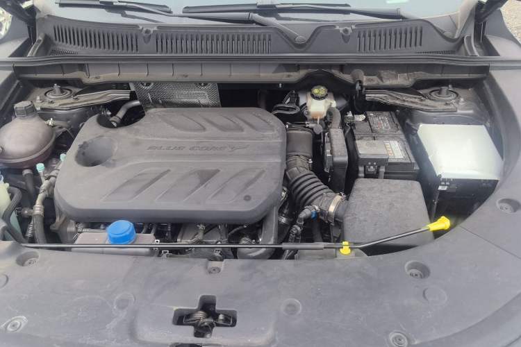 Used CHANGAN CS75 PLUS 2025 4th Generation 1.5T New Blue Whale Smart Whale Enjoyment Edition Engine Bay