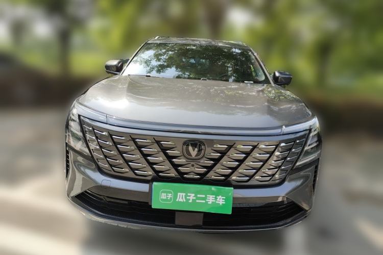 Used CHANGAN CS75 PLUS 2025 4th Generation 1.5T New Blue Whale Smart Luxury Edition Front