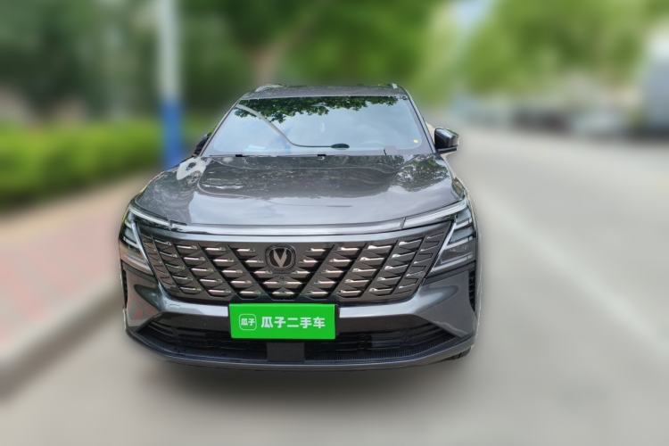 Used CHANGAN CS75 PLUS 2025 4th Generation 1.5T New Blue Whale Smart Luxury Edition Front