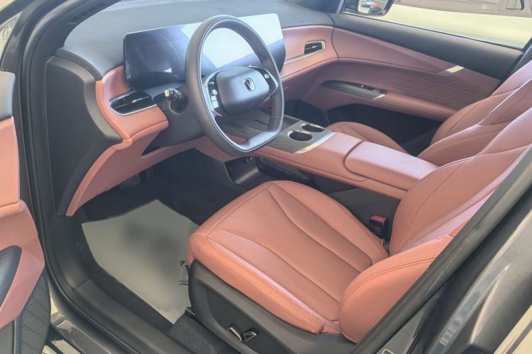 Used CHANGAN CS75 PLUS 2025 4th Generation 1.5T New Blue Whale Smart Whale Enjoyment Edition Interior 1