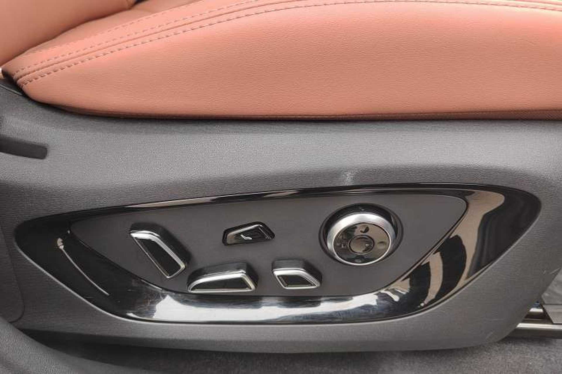 Used CHANGAN CS75 PLUS 2025 4th Generation 1.5T New Blue Whale Smart Flagship Version Interior 5