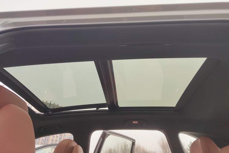 Used CHANGAN CS75 PLUS 2025 4th Generation 1.5T New Blue Whale Smart Flagship Version Interior 9