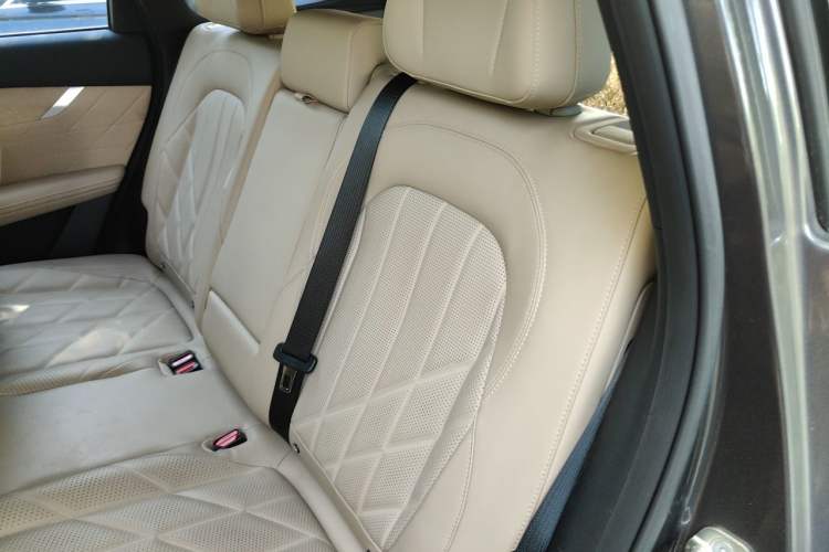 Used CHANGAN CS75 PLUS 2025 4th Generation 1.5T New Blue Whale Smart Luxury Edition Left Rear Seat