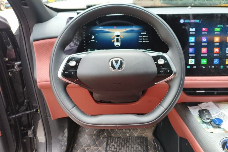 Used CHANGAN CS75 PLUS 2025 4th Generation 1.5T New Blue Whale Smart Luxury Edition Steering Wheel