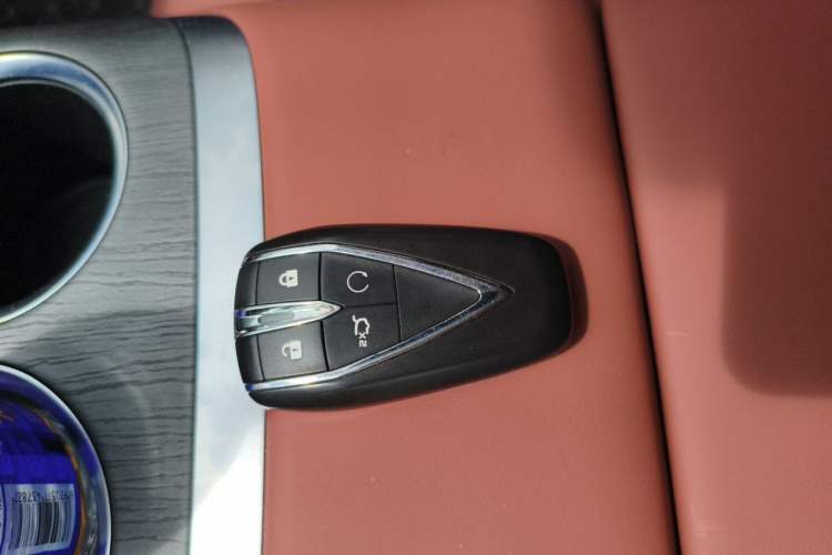 Used CHANGAN CS75 PLUS 2025 4th Generation 1.5T New Blue Whale Smart Luxury Edition Vehicle Key