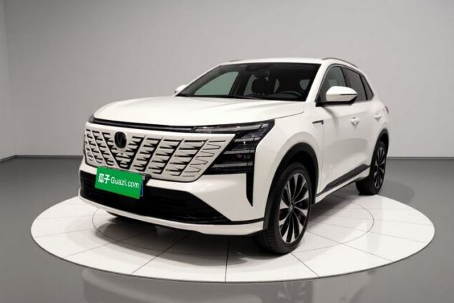 Used CHANGAN CS75 PLUS 2025 4th Generation UItra 2.0T New Blue Whale Engine – Wind Style