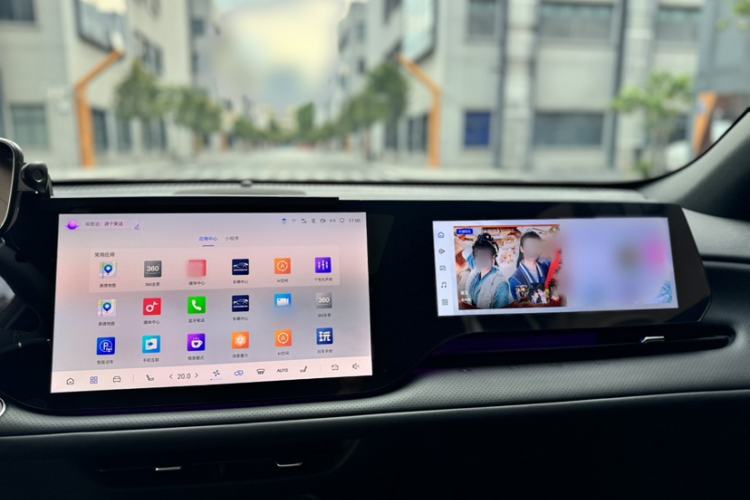 Used CHANGAN CS75 PLUS 2025 4th Generation UItra 2.0T New Blue Whale Smart Intelligent Powertrain Version Audio And AC Panel