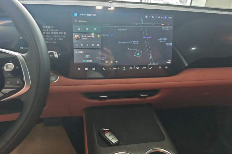 Used CHANGAN CS75 PLUS 2025 4th Generation 1.5T New Blue Whale Smart Luxury Edition Audio And AC Panel