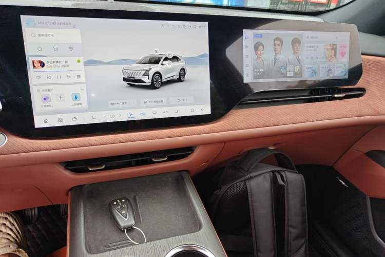 Used CHANGAN CS75 PLUS 2025 4th Generation UItra 2.0T New Blue Whale Smart Intelligent Powertrain Version Audio And AC Panel