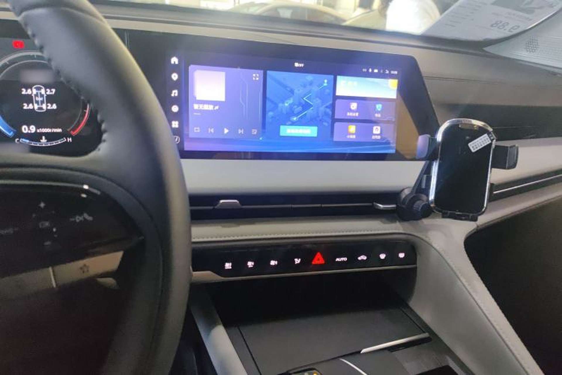 Used CHANGAN CS75 PLUS 2025 Model, 3rd Generation Champion Edition 1.5T Jinghang Version Audio And AC Panel
