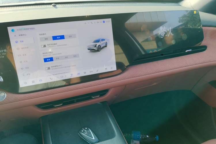 Used CHANGAN CS75 PLUS 2025 4th Generation 1.5T New Blue Whale Smart Luxury Edition Audio And AC Panel