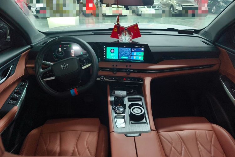 Used CHANGAN CS75 PLUS 2025 Model, 3rd Generation Champion Edition 1.5T Jinghang Version Center Console