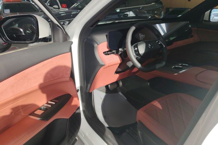 Used CHANGAN CS75 PLUS 2025 4th Generation UItra 2.0T New Blue Whale Smart Intelligent Powertrain Version Driver Seat