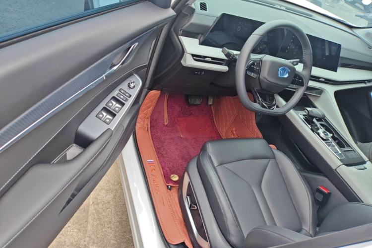 Used CHANGAN CS75 PLUS 2025 Model, 3rd Generation Champion Edition 1.5T Jinghang Version Driver Seat