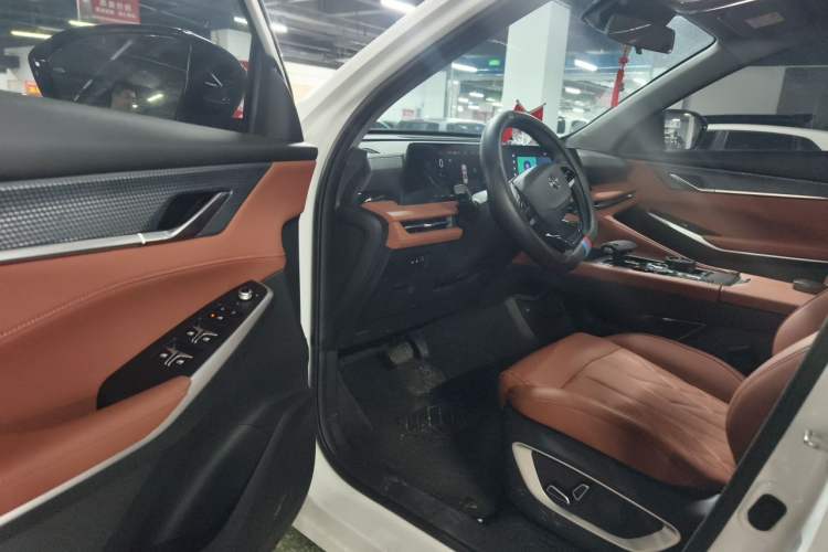 Used CHANGAN CS75 PLUS 2025 Model, 3rd Generation Champion Edition 1.5T Jinghang Version Driver Seat