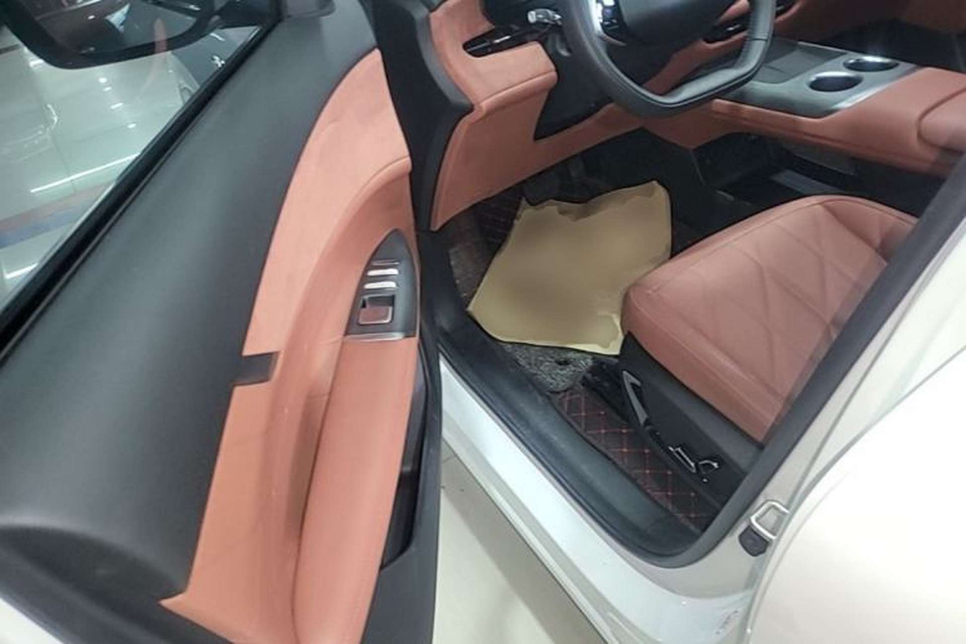 Used CHANGAN CS75 PLUS 2025 4th Generation UItra 2.0T New Blue Whale – Smart & Powerful Version Driver Seat