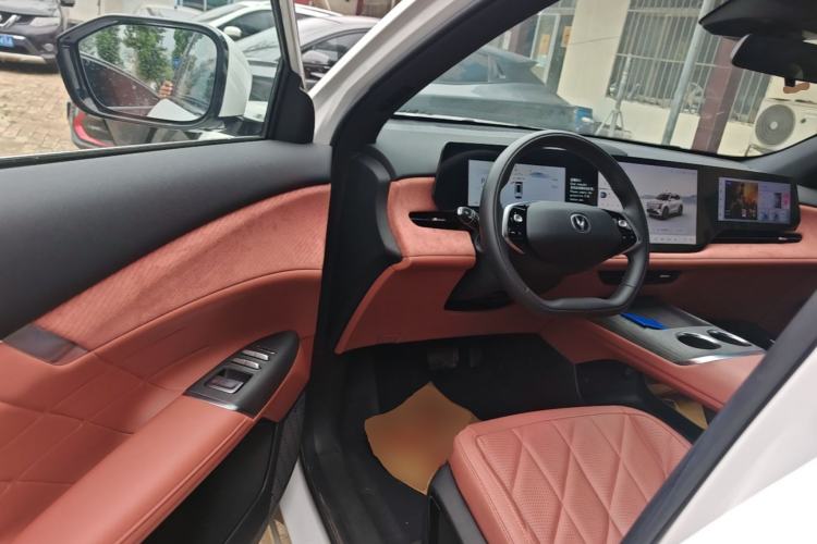 Used CHANGAN CS75 PLUS 2025 4th Generation UItra 2.0T New Blue Whale Smart Intelligent Powertrain Version Driver Seat