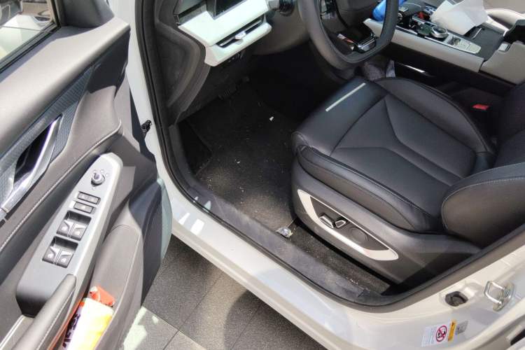 Used CHANGAN CS75 PLUS 2025 Model, 3rd Generation Champion Edition 1.5T Jinghang Version Driver Seat