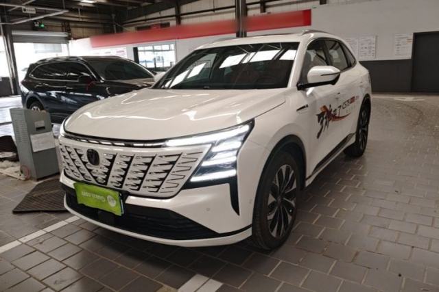 Used CHANGAN CS75 PLUS 2025 4th Generation UItra 2.0T New Blue Whale Smart Intelligent Powertrain Version