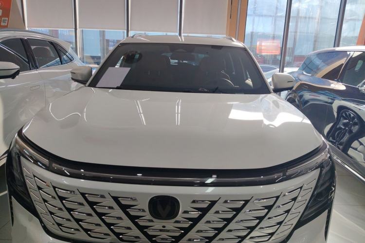 Used CHANGAN CS75 PLUS 2025 4th Generation UItra 2.0T New Blue Whale Smart Intelligent Powertrain Version Engine Bay