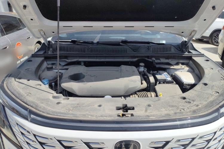 Used CHANGAN CS75 PLUS 2025 4th Generation UItra 2.0T New Blue Whale Engine – Cloud Edition Engine Bay