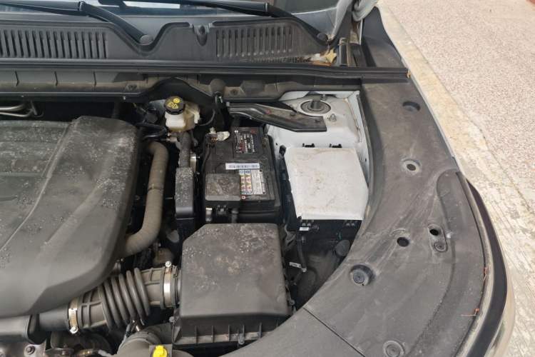 Used CHANGAN CS75 PLUS 2025 4th Generation UItra 2.0T New Blue Whale Smart Intelligent Powertrain Version Engine Bay Left