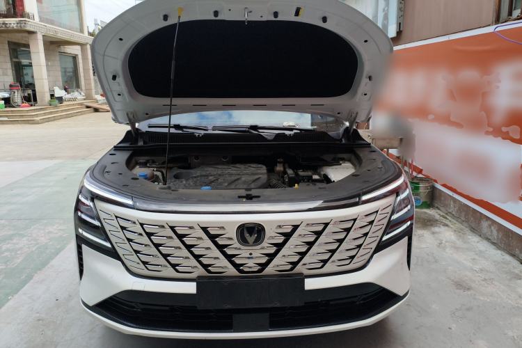 Used CHANGAN CS75 PLUS 2025 4th Generation 1.5T New Blue Whale Smart Luxury Edition Engine Bay