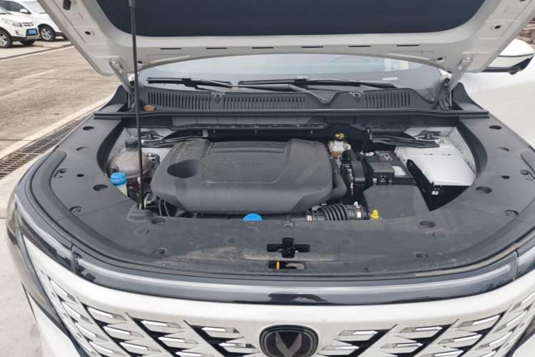 Used CHANGAN CS75 PLUS 2025 4th Generation UItra 2.0T New Blue Whale – Smart & Powerful Version Engine Bay