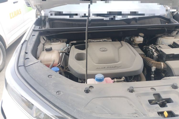 Used CHANGAN CS75 PLUS 2025 Model, 3rd Generation Champion Edition 1.5T Jinghang Version Engine Bay Right