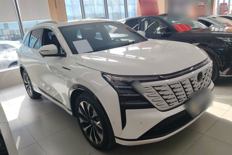 Used CHANGAN CS75 PLUS 2025 4th Generation UItra 2.0T New Blue Whale Smart Intelligent Powertrain Version Exterior 1