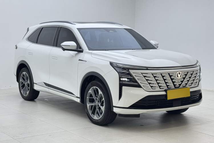 Used CHANGAN CS75 PLUS 2025 4th Generation 1.5T New Blue Whale Smart Luxury Edition Exterior 1