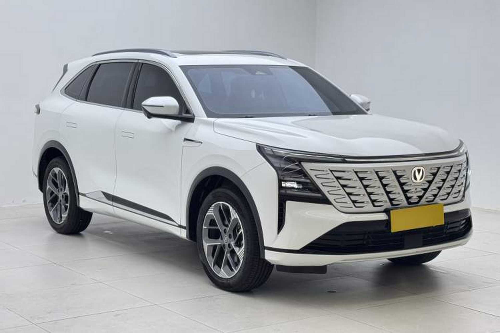 Used CHANGAN CS75 PLUS 2025 4th Generation 1.5T New Blue Whale Smart Luxury Edition Exterior 1