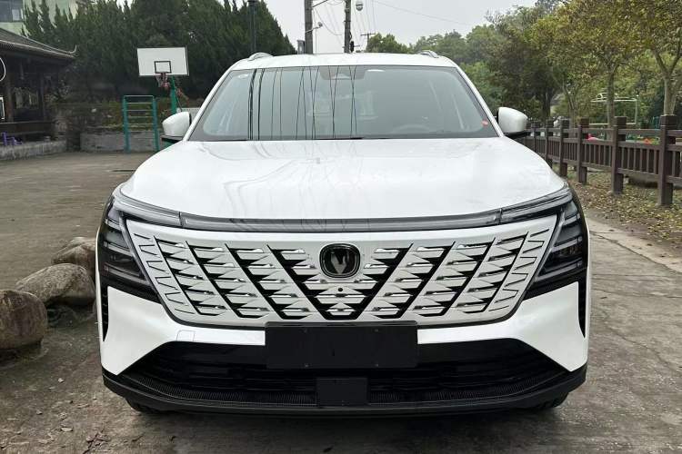 Used CHANGAN CS75 PLUS 2025 Model, 4th Generation 1.5T New Blue Whale Smart Excellence Version Exterior 1