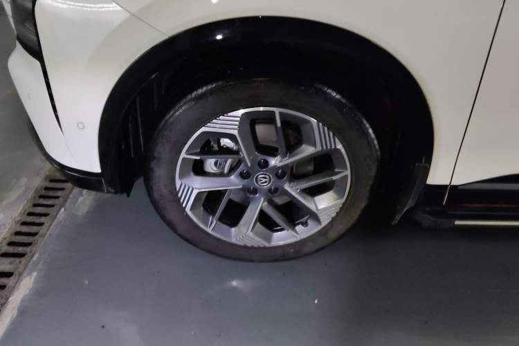Used CHANGAN CS75 PLUS 2025 4th Generation 1.5T New Blue Whale Smart Flagship Version Exterior 4