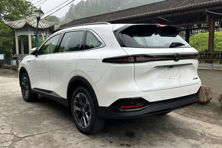 Used CHANGAN CS75 PLUS 2025 Model, 4th Generation 1.5T New Blue Whale Smart Excellence Version Exterior 4